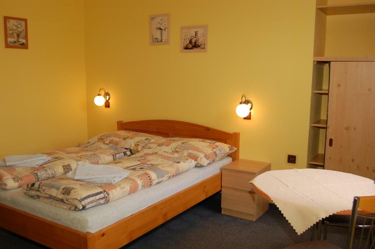 Apartmany Florian ฟริมบูร์ก ภายนอก รูปภาพ